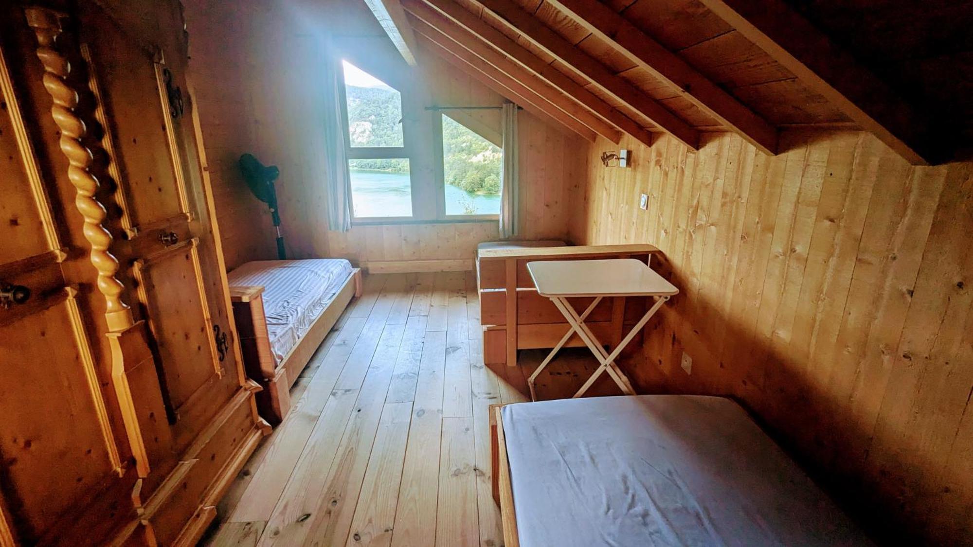 Cabanes Et Lodges Du Belvedere Serrieres-sur-Ain Ngoại thất bức ảnh