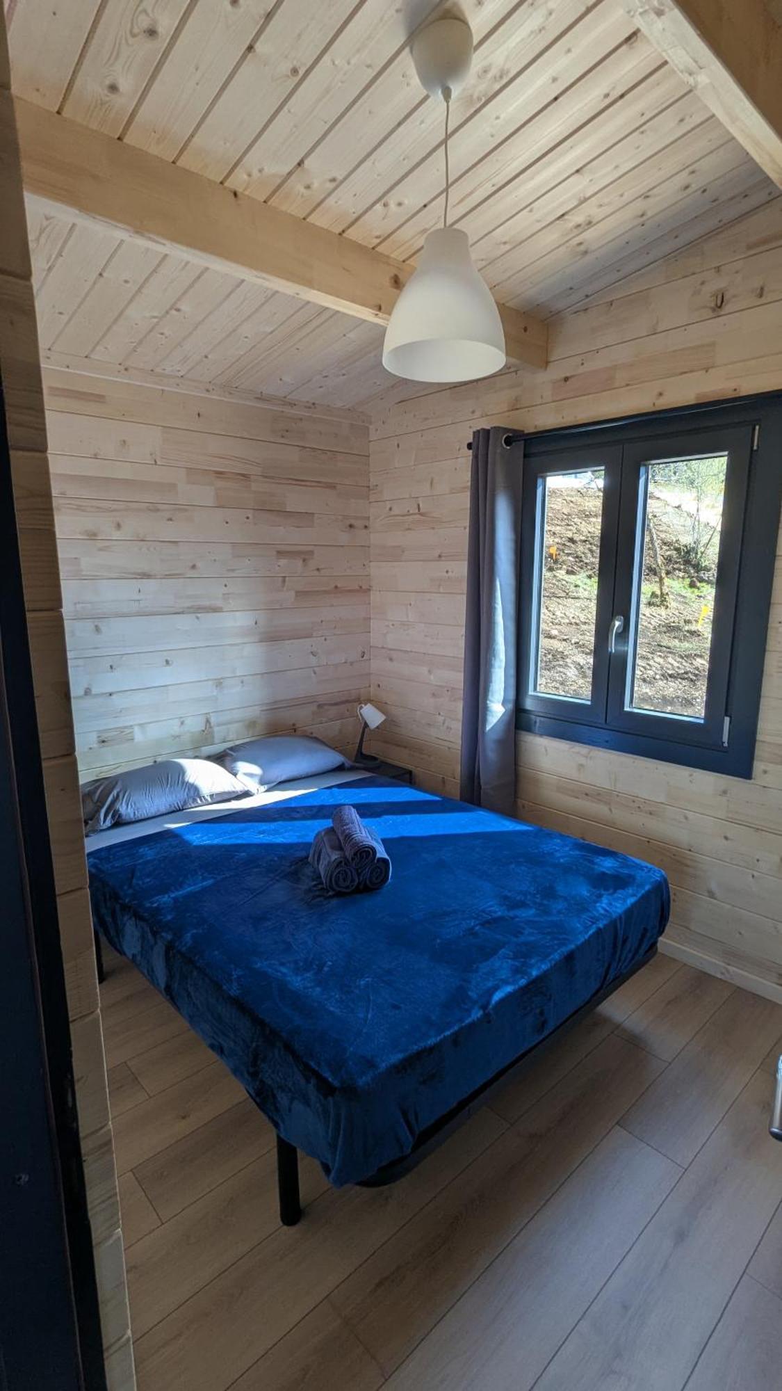 Cabanes Et Lodges Du Belvedere Serrieres-sur-Ain Ngoại thất bức ảnh