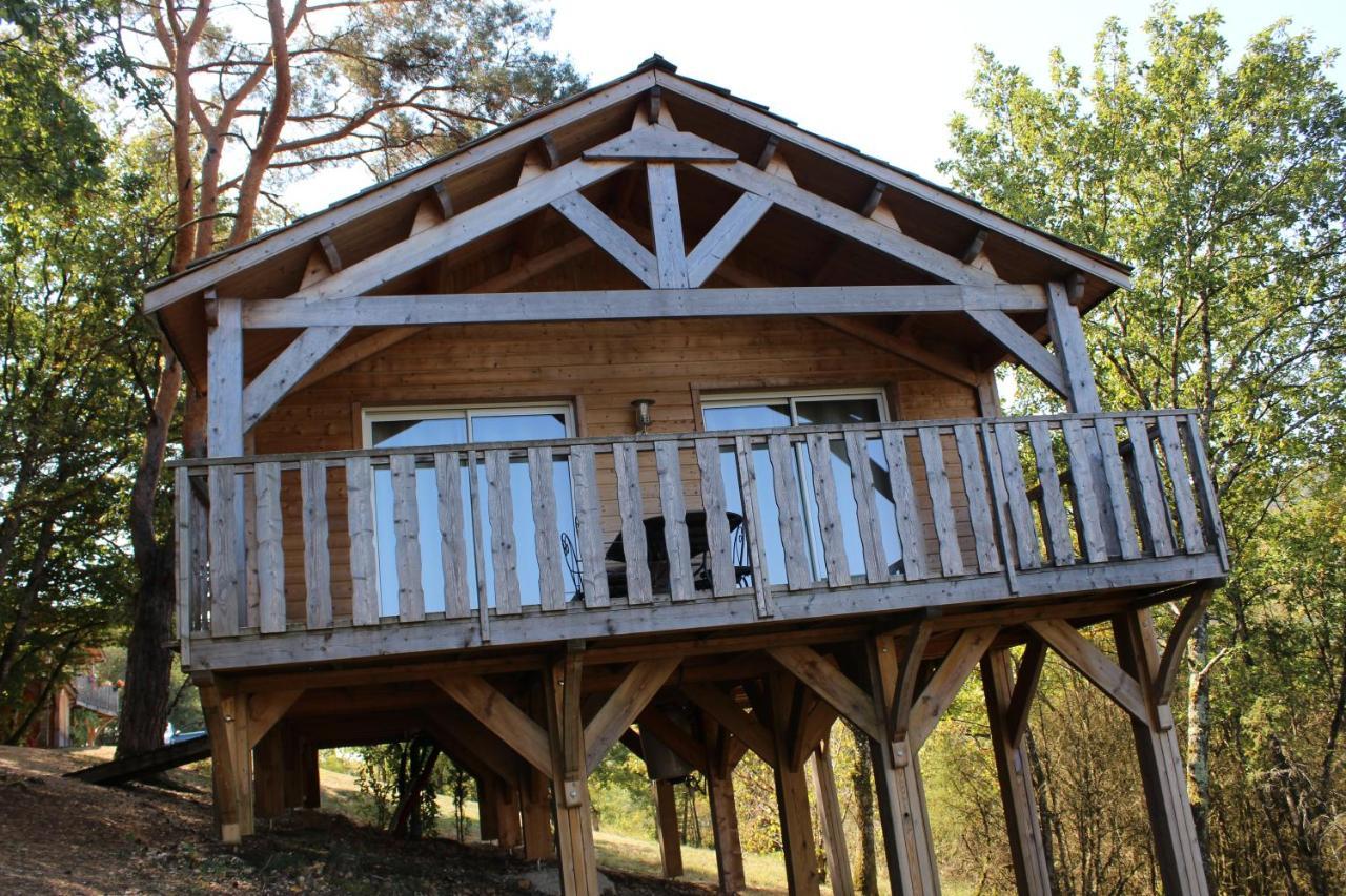 Cabanes Et Lodges Du Belvedere Serrieres-sur-Ain Ngoại thất bức ảnh